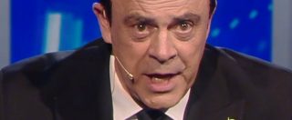 Copertina di L’esilarante imitazione di Crozza-Berlusconi tra amnesie e pisolini: “Lascio tutto a Formigoni! Ah, è stato condannato?”
