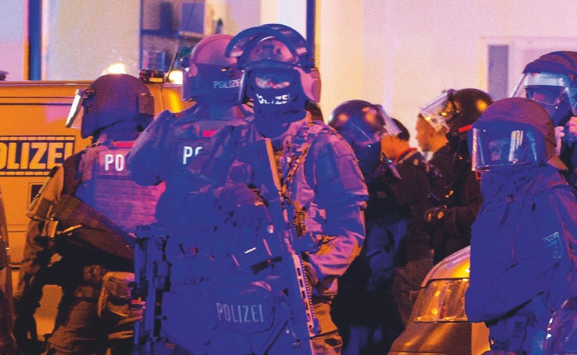 Copertina di Talpe russe addio, a Berlino ora le spie parlano siriano