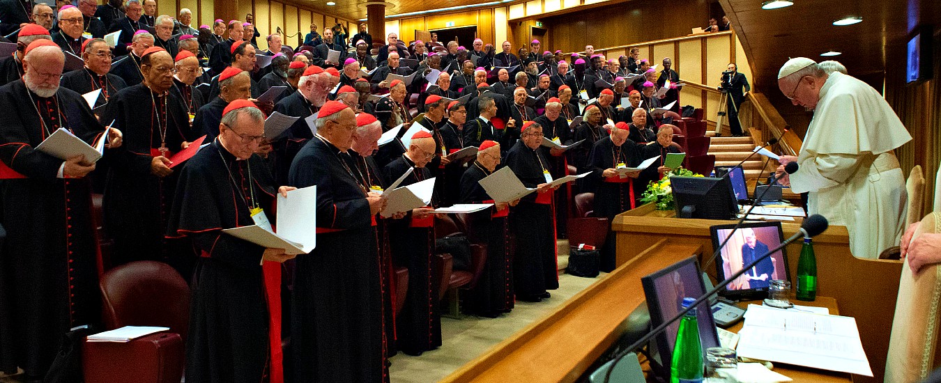 Pedofilia, Bergoglio chiude il summit: “Ora serietà sugli abusi”. Ma non tutti i cardinali sono aperti alla tolleranza zero