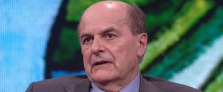 Copertina di Bersani: “C’è gente che vuole fare un partito di sinistra senza la sinistra”. E sul M5s: “Non vede la mucca nel corridoio”