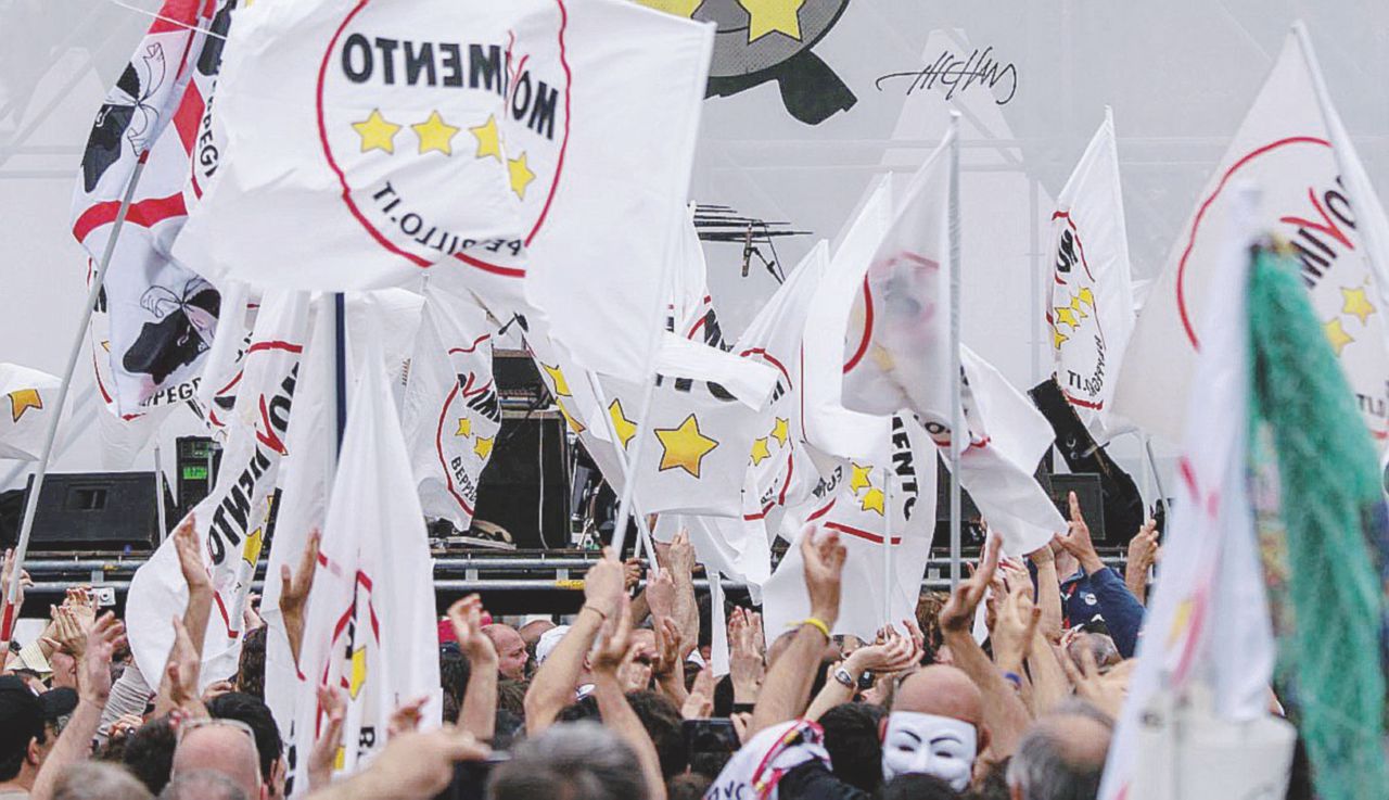 Copertina di “Pd e M5S: tra i dem qualcuno deve fare la mossa del cavallo”