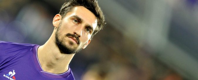 Davide Astori, un anno fa morì il capitano della Fiorentina che ha saputo unire il calcio italiano al di là del tifo e delle rivalità