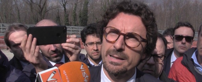 Copertina di Tav, Toninelli: “Sono stanco di parlarne. Ribadisco il mio No senza pregiudizi, più importanti manutenzioni”