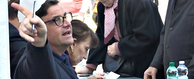 Copertina di Primarie Pd, Calenda scrutatore al gazebo di Piazza del popolo: “Un buon modo per incontrare i militanti”