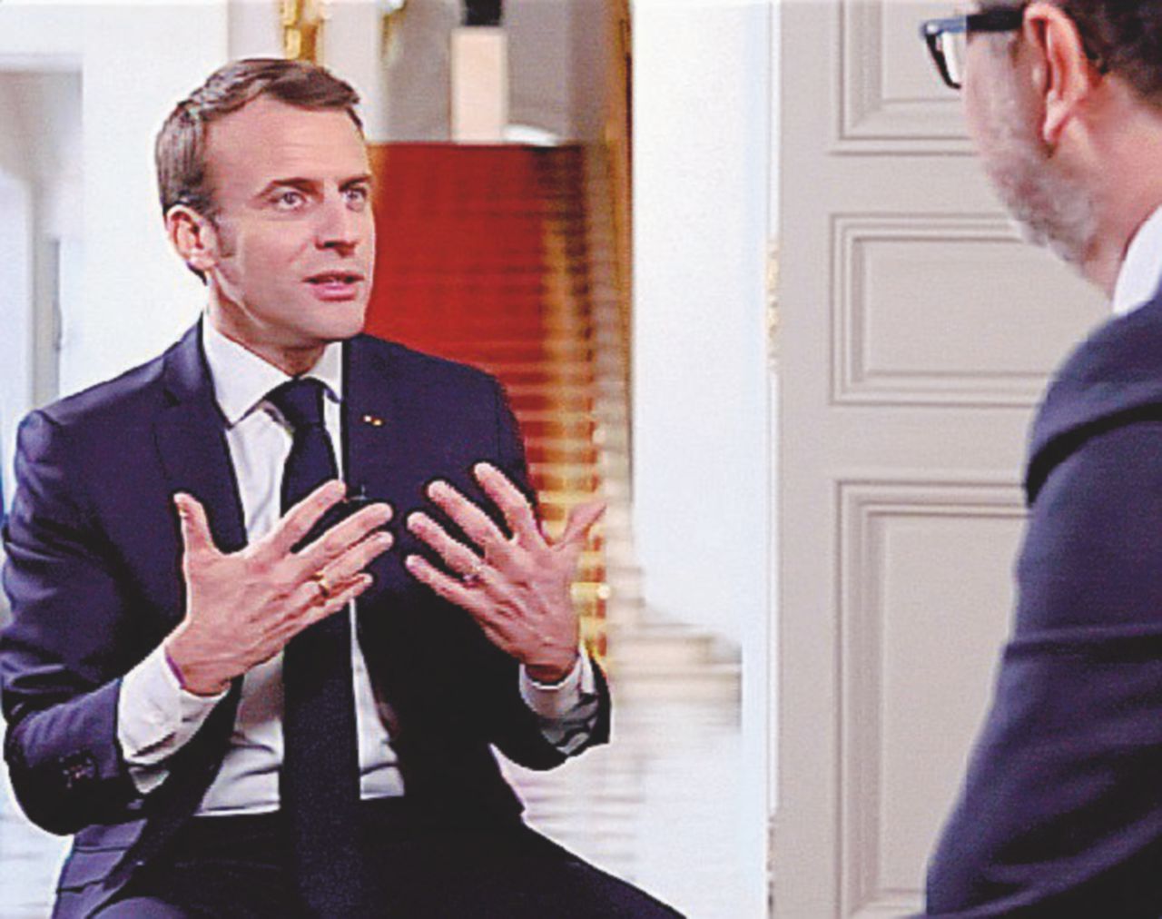 Copertina di Fazio e il caro amico francese Macron