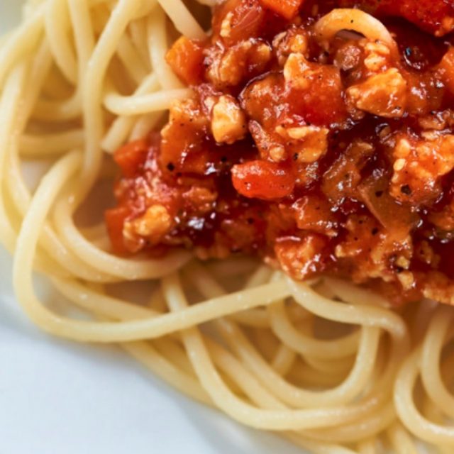 Spaghetti alla bolognese, il sindaco Merola all’attacco: “Imbarazzante essere conosciuti nel mondo per qualcosa che non esiste”