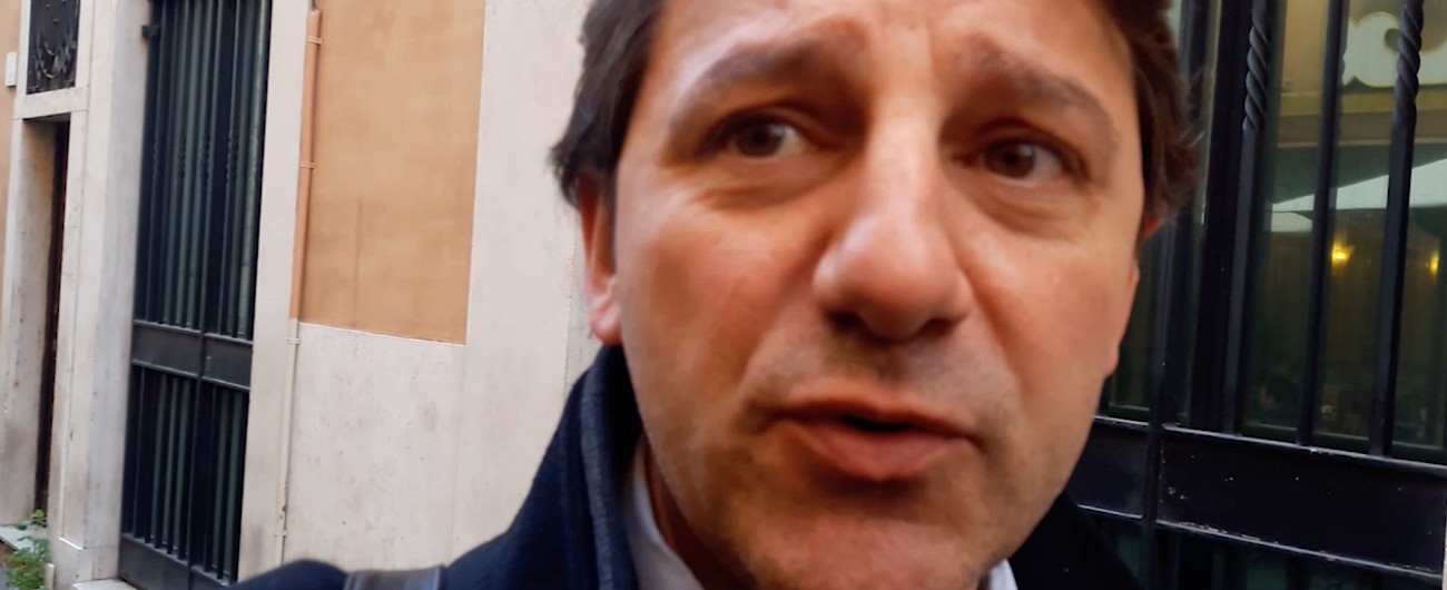 Copertina di Reddito di cittadinanza, Tridico: “Misura che il paese aspettava da tempo. Dati Ocse? Miglioramento nel secondo semestre”