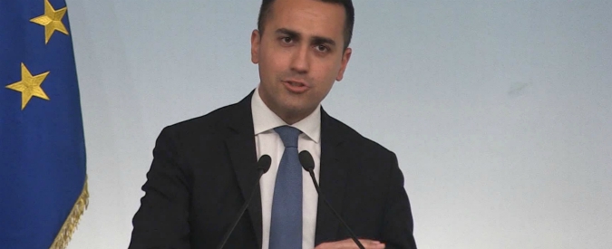 Copertina di Tav, Di Maio: “Se la gara è a chi ha la testa più dura, va di mezzo destino del governo. Pd? Punta al sì per farci cadere”