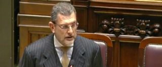 Copertina di Governo, la delega agli Affari europei è un mistero. Il sottosegretario in Aula: “Palazzo Chigi dice che non ce l’ho…”