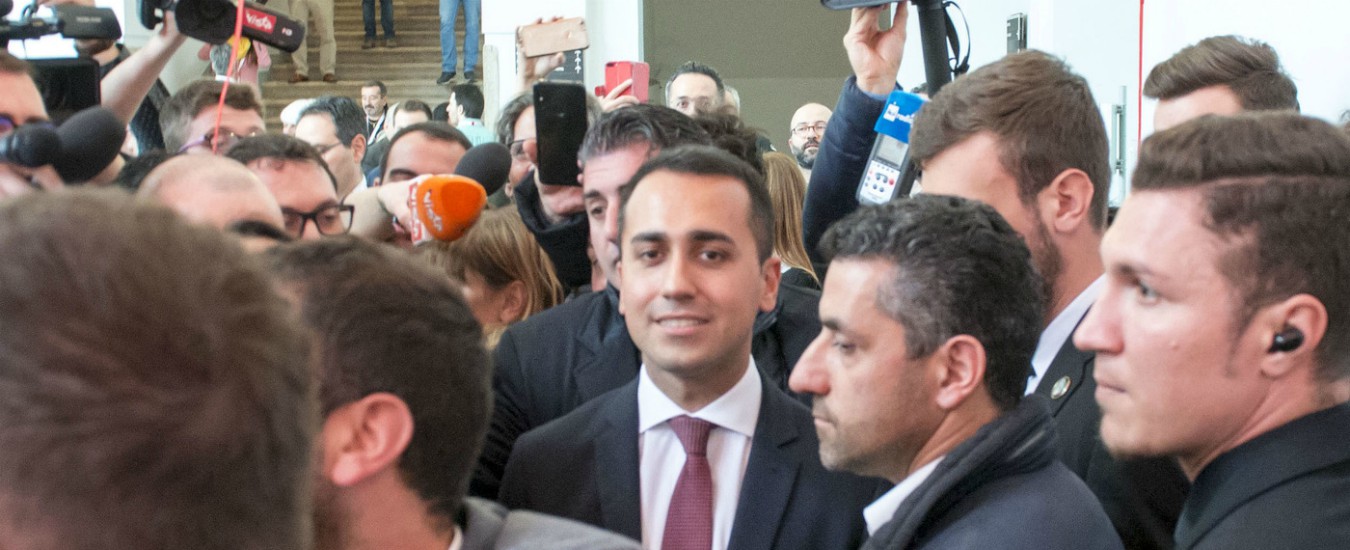 Copertina di M5s, sono stato al Villaggio Rousseau e vi racconto cosa si vede e cosa no