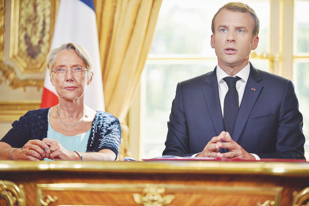 Interlocutori - Il presidente francese, Emmanuel Macron, e la ministra dei Trasporti, Elisabeth Borne Tav, Francia paga un terzo del tunnel, ma congela la tratta nazionale fino al 2038: la strategia di Conte sulla ripartizione dei costi