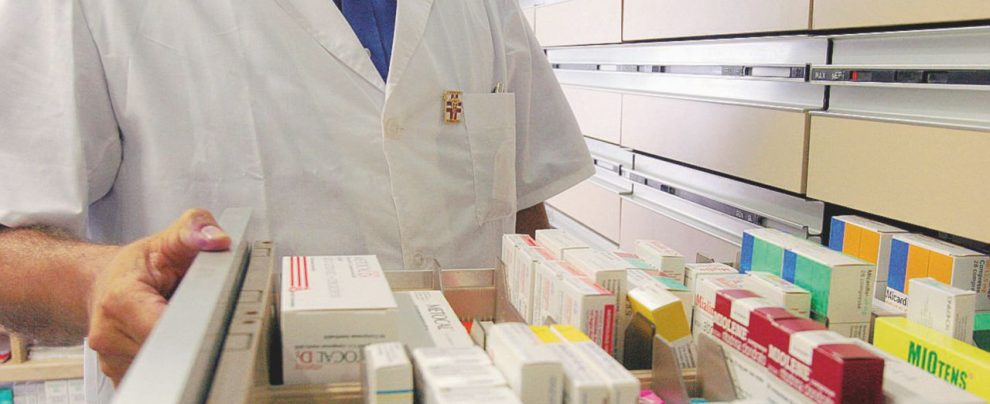 “Basta col ricatto sui prezzi dalle case farmaceutiche” “Basta col ricatto sui prezzi dalle case farmaceutiche”