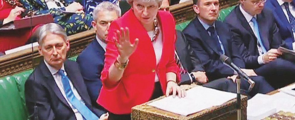 Brexit ko: l’accordo è May Lei: “Ora votate il no deal” Brexit ko: l’accordo è May Lei: “Ora votate il no deal”