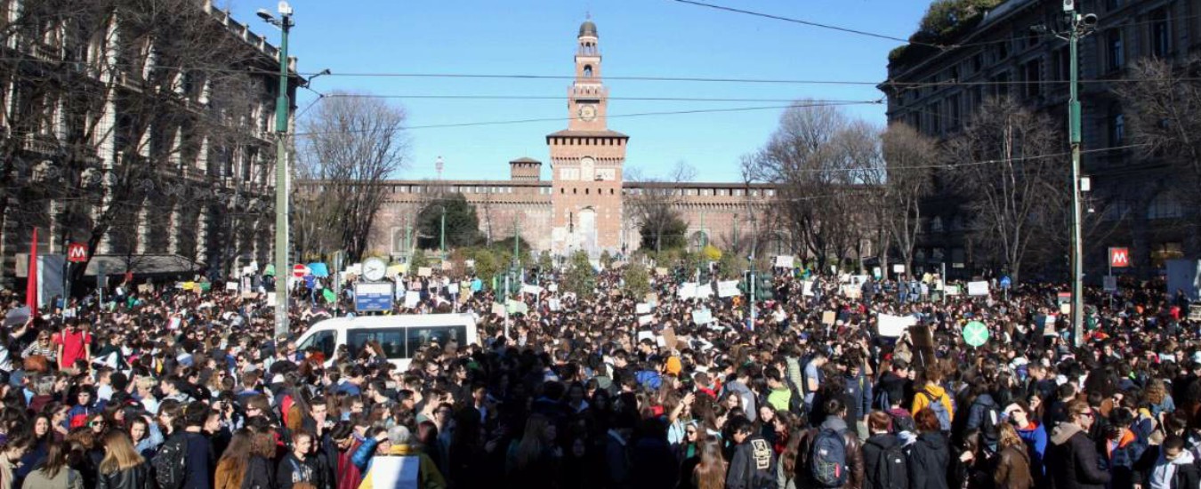 Sciopero clima, trentamila persone in piazza a Milano "Non ci bastano