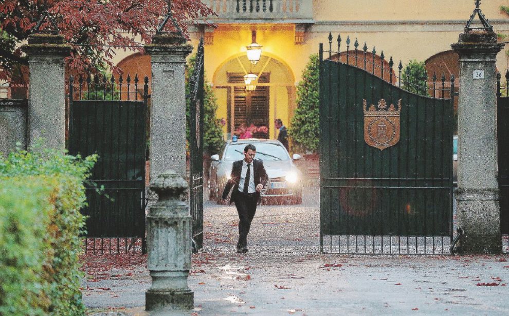 L’ingresso – La storica dimora di Silvio Berlusconi, in provincia di Monza, sede delle celebri serate denominate Bunga Bunga – LaPresse