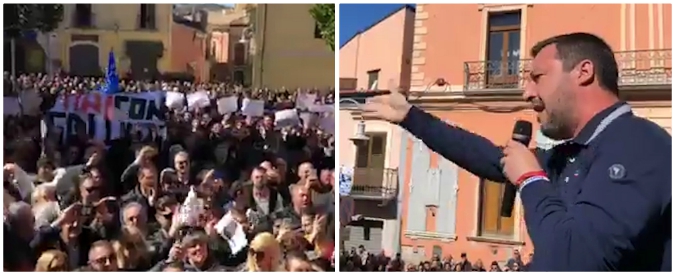 Copertina di Basilicata, Salvini ancora contestato al comizio. Interrotto da cori e proteste, si arrabbia: “Andate fuori dalle palle”