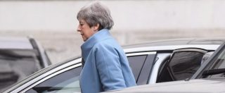 Copertina di Brexit, May battuta: Parlamento inglese prende il controllo dell’accordo con l’Ue. Si dimettono 3 sottosegretari