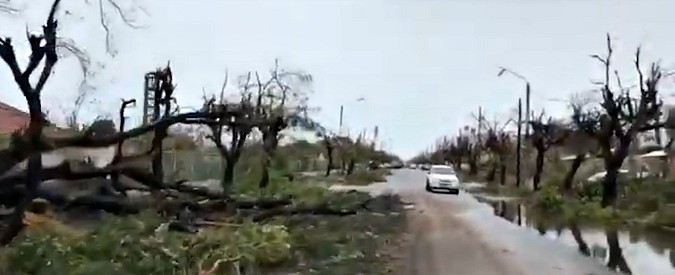 Copertina di Mozambico, città di Beira devastata dal ciclone tropicale Idai. Presidente: “Temiamo 1000 morti”