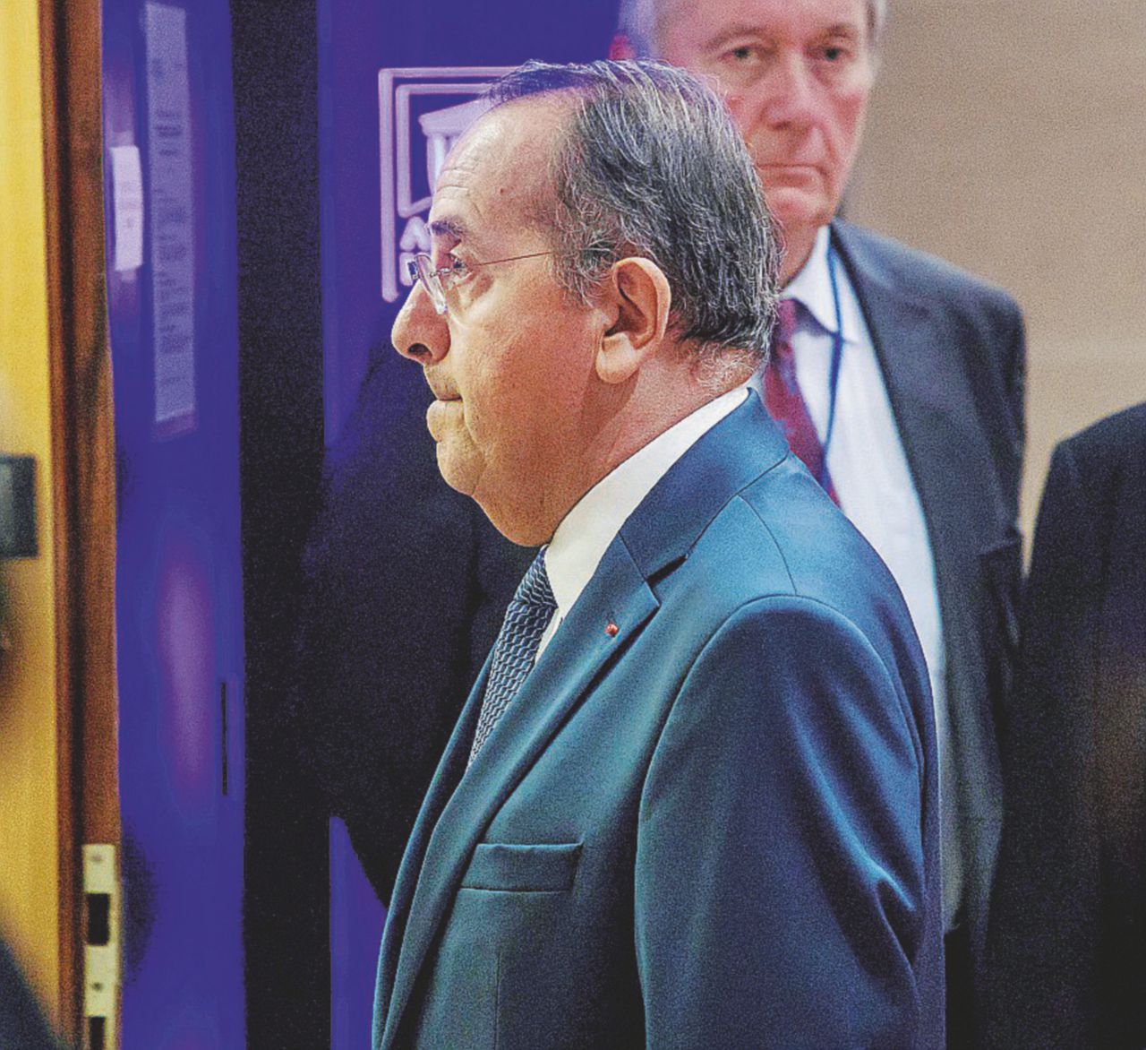 Violenze dei Gilet gialli: “salta” il prefetto di Parigi