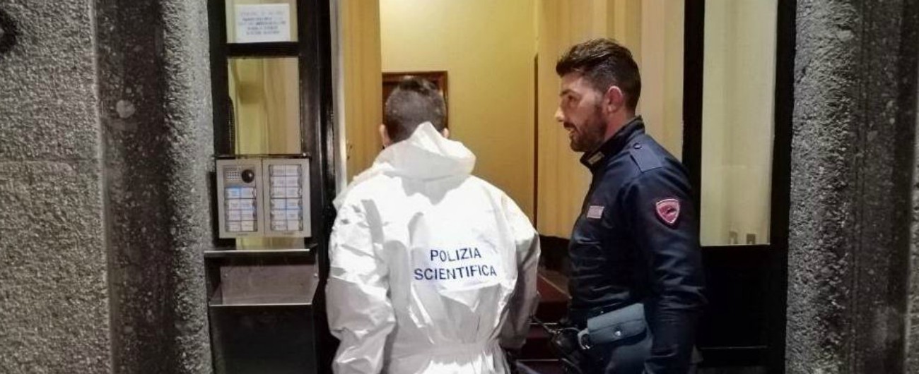 Milano, donna uccisa nella propria casa: un sospettato accompagnato in questura