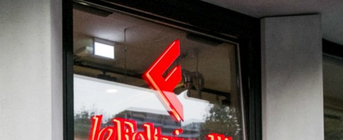 Festa del Papà, polemiche per la campagna pubblicitaria di Feltrinelli: “Io comunque preferisco la mamma”