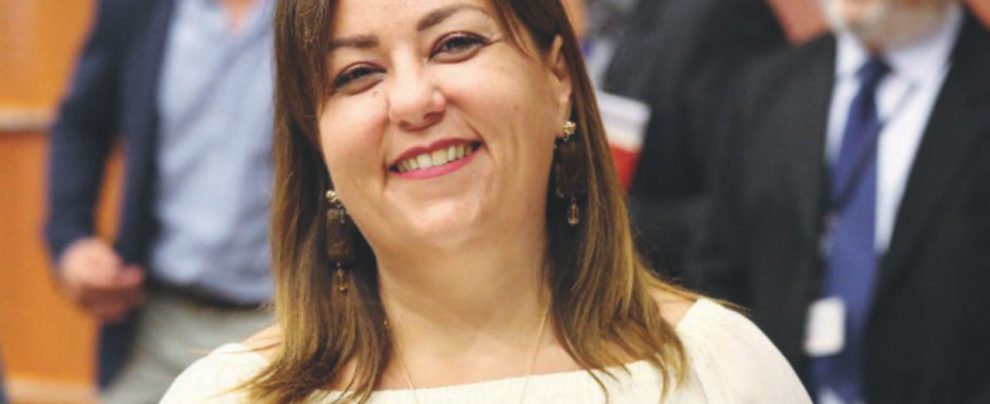 L’europarlamentare - Laura Agea del Movimento 5 Stelle a Bruxelles - Ansa Così l’austerity ha massacrato Comuni e Regioni