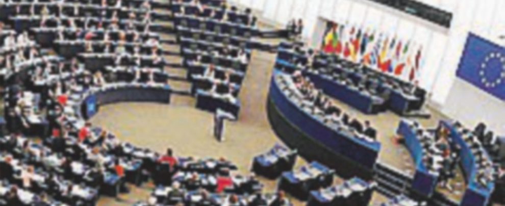 Crediti malati, da Strasburgo il colpo ai cittadini più in difficoltà Crediti malati, da Strasburgo il colpo ai cittadini più in difficoltà