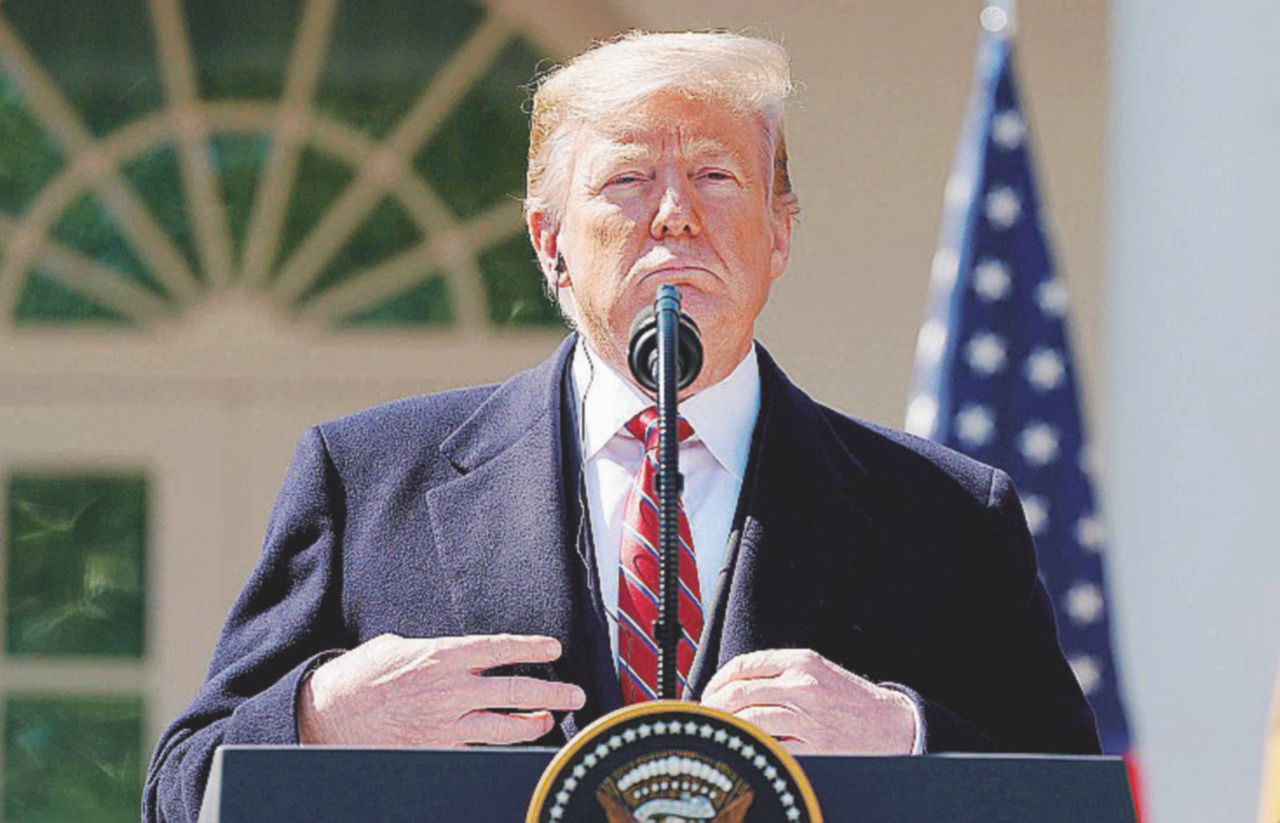 Donald Trump Usa, la lista nera di Trump: 59 nemici schedati e spiati
