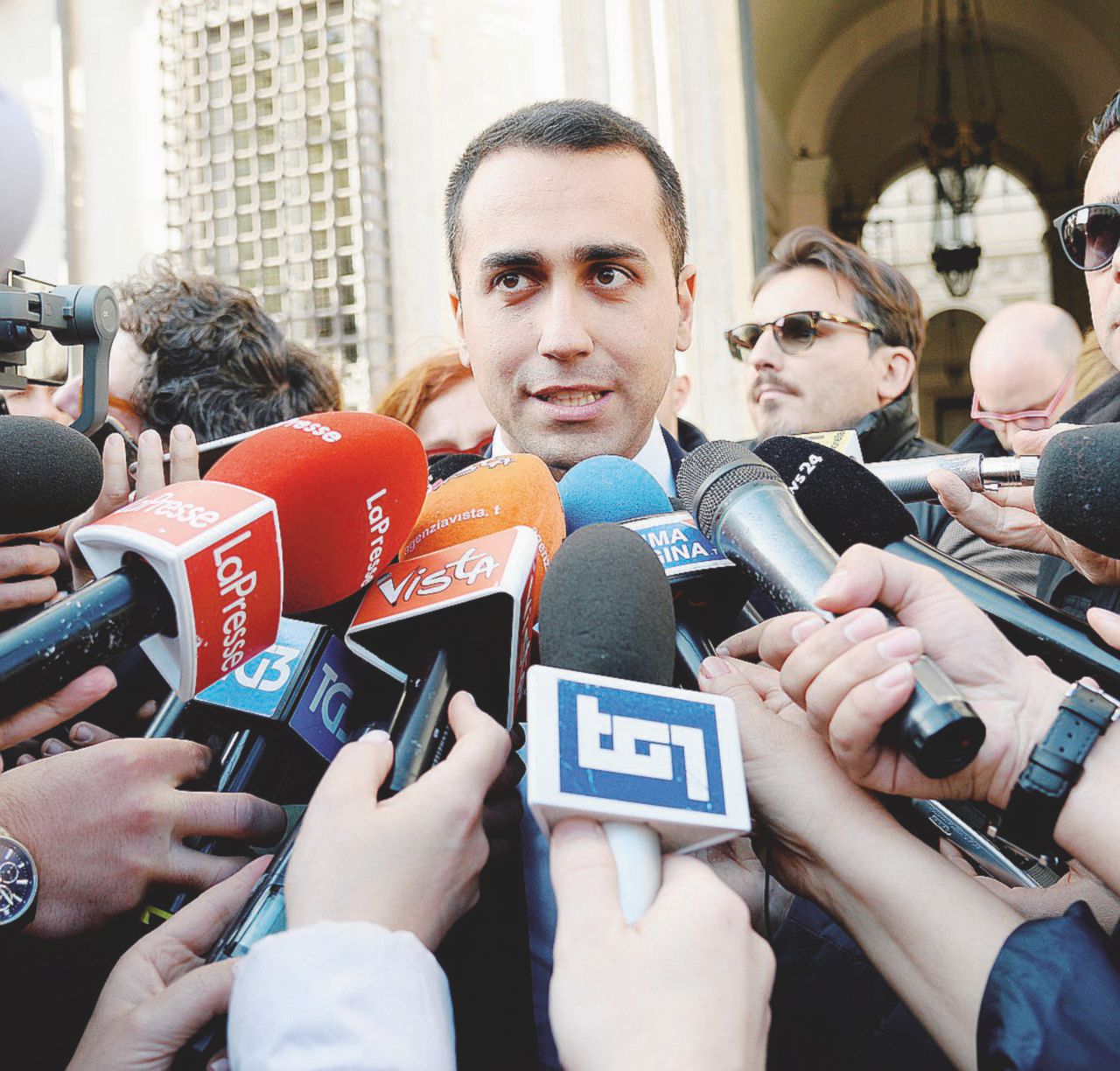 “È solo uno che s’è venduto: noi le mele marce le cacciamo”