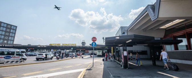Malpensa. “Zero ore” in busta paga, contributi e malattia non pagati: così la coop fa la cresta sugli stipendi dei lavoratori