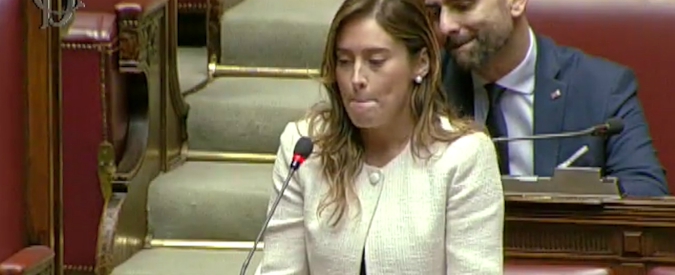 Copertina di Maria Elena Boschi ricorda le studentesse Erasmus morte in Spagna e si commuove: “Giustizia per loro e i familiari”