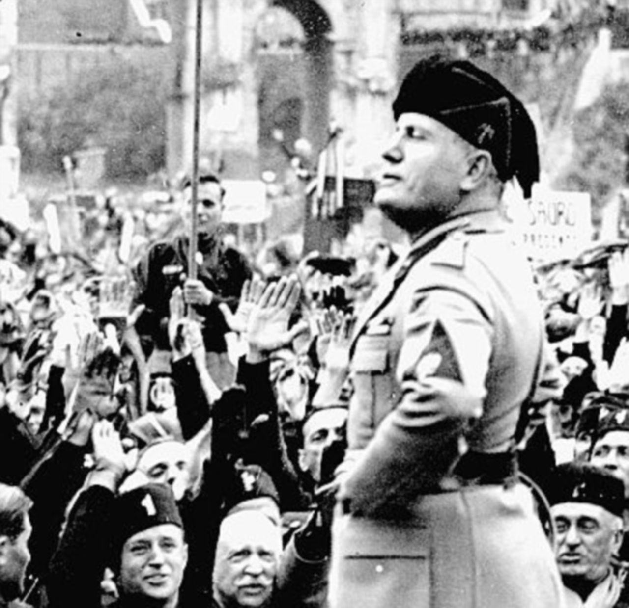 Benito Mussolini - LaPresse Sulla revoca della cittadinanza onoraria a Mussolini il consiglio comunale decide di non decidere