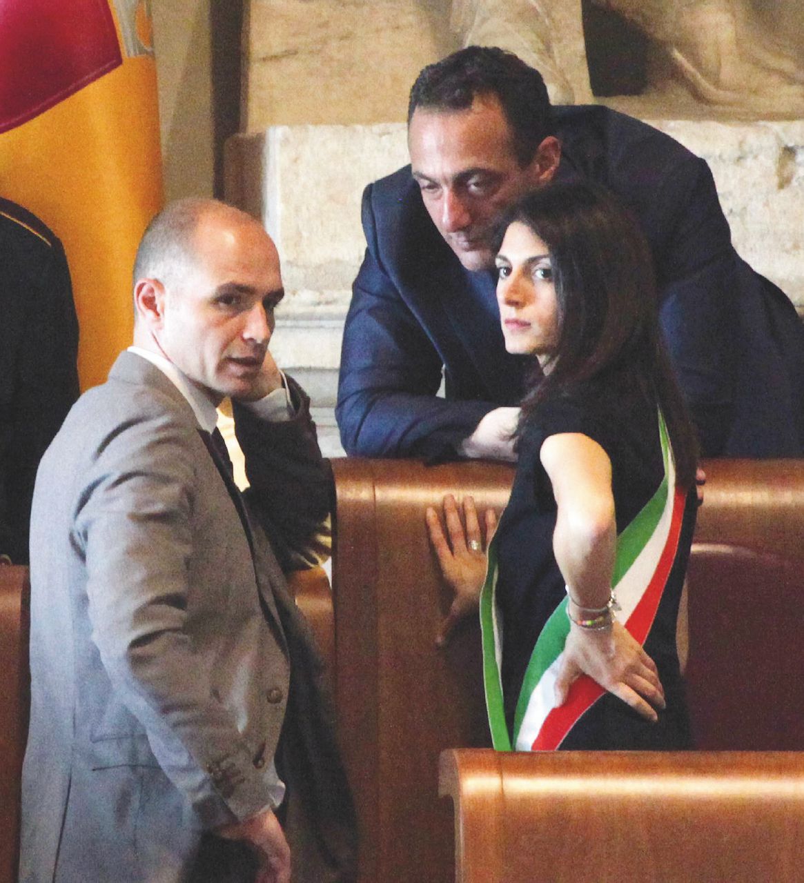 Roma, indagato Frongia. Di Maio lo fa sospendere