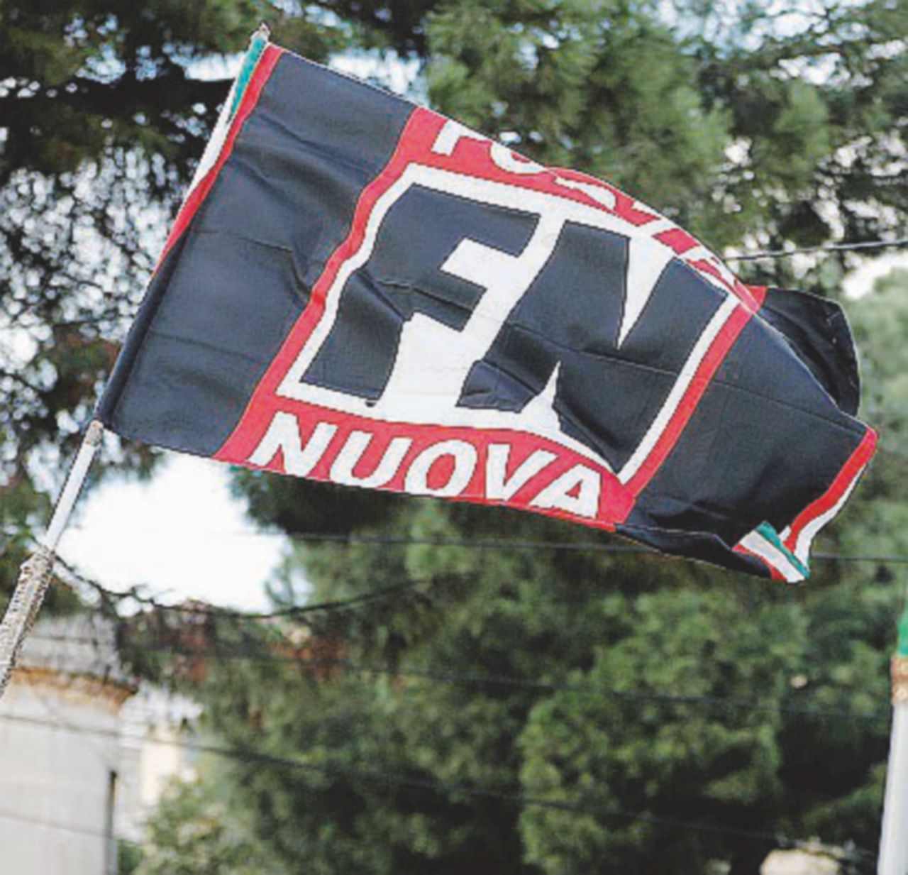 Copertina di Forza Nuova, raduno-flop: la piazza è vuota, in città sfilano 3 mila antifascisti