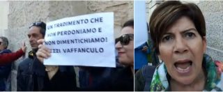Copertina di No Tap, Barbara Lezzi contestata a Lecce: “Abbiamo sperato in lei ma è una traditrice. Noi continuiamo a resistere”