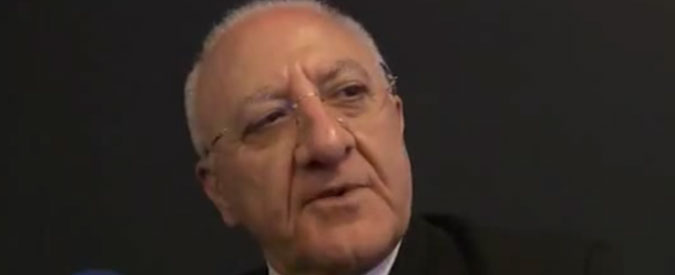 Copertina di Bus dirottato, De Luca: “Salvini? Sono sconcertato da sue dichiarazioni su Ramy. Atteggiamento privo di umanità”