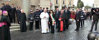 Copertina di Roma, Papa Francesco in Campidoglio: l’incontro con la sindaca Raggi. Segui la diretta