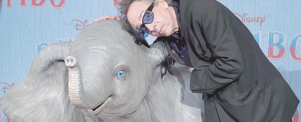Il regista Tim Burton Che circo: Dumbo e Burton vittime del politically correct