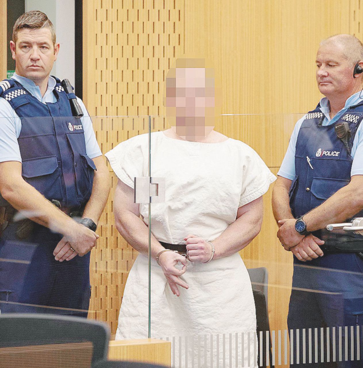 Copertina di Il suprematista australiano e i soldi all’amico viennese