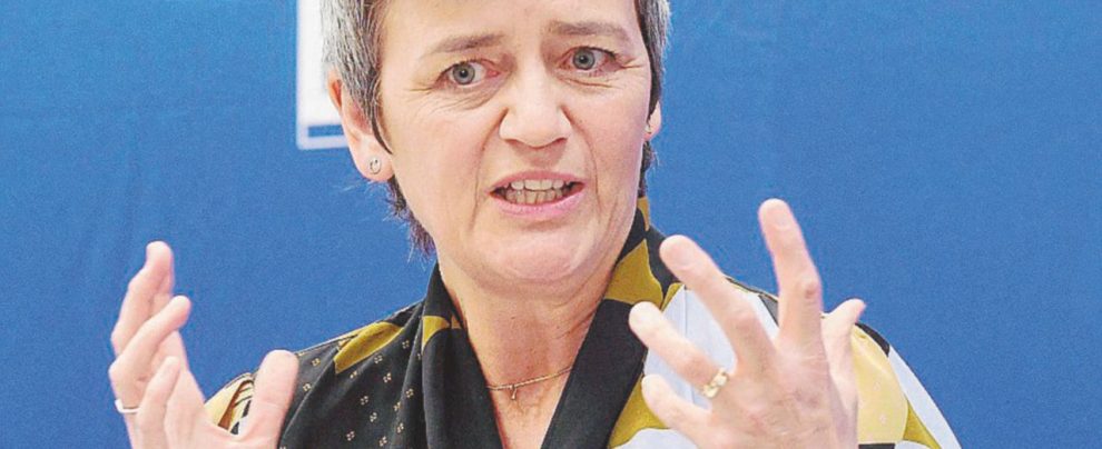 - La commissaria europea alla Concorrenza, Margrethe Vestager - Ansa Banche, offensiva Lega-5S: “Roma chieda danni all’Ue”