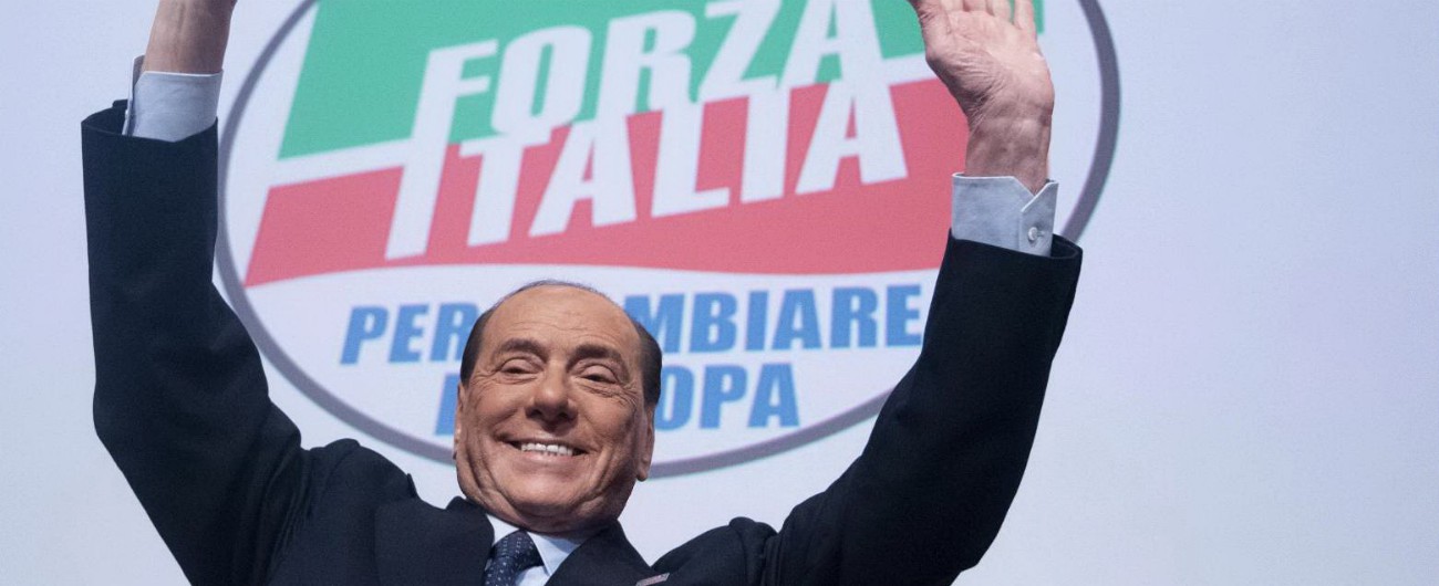 Europee, Berlusconi presenta il simbolo: “Forza Italia è ancora indispensabile. In Ue Ppe si allei con i sovranisti e li educhi”