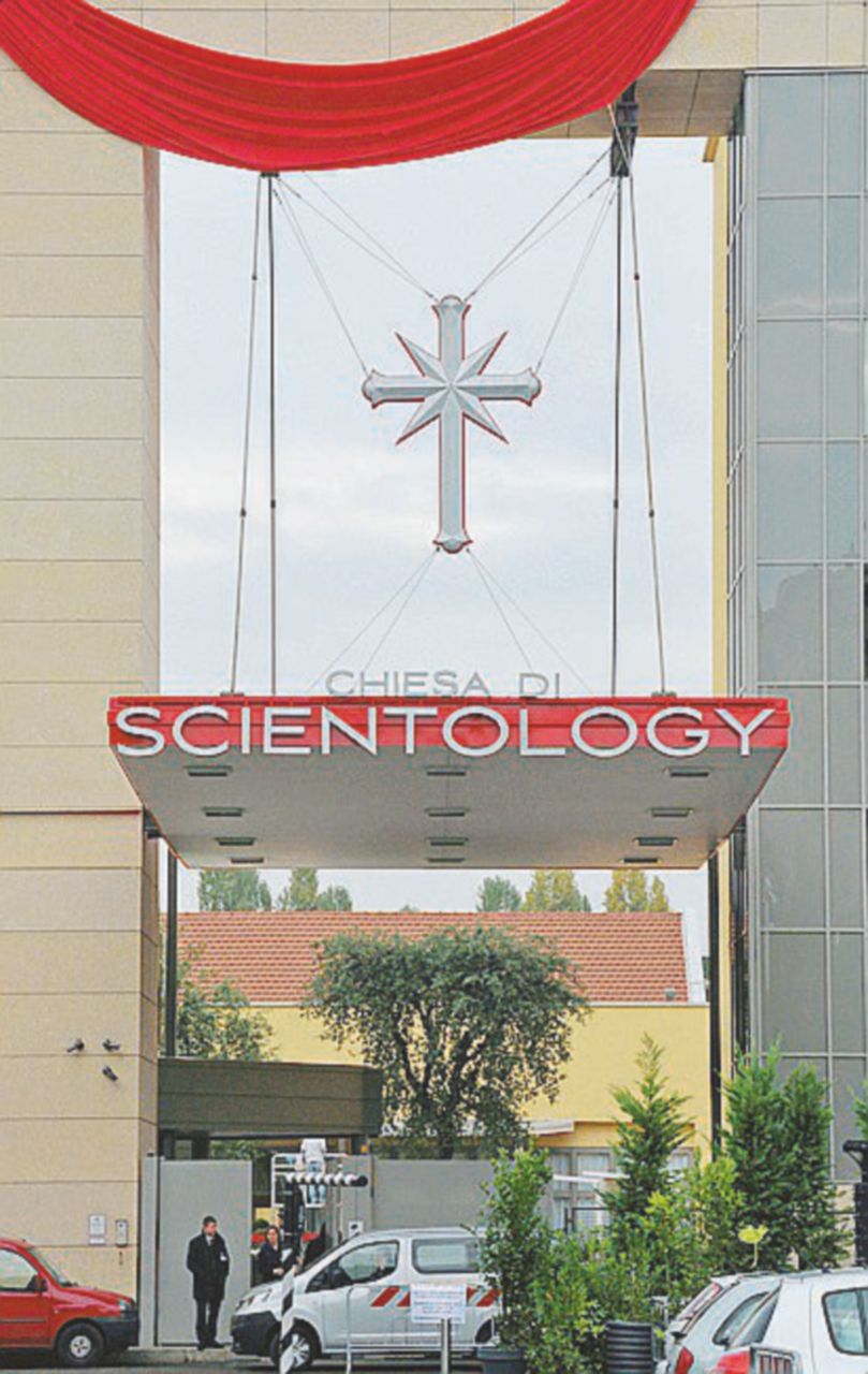 La sede di Milano - LaPresse “Scientology paghi le spese ai due cronisti”