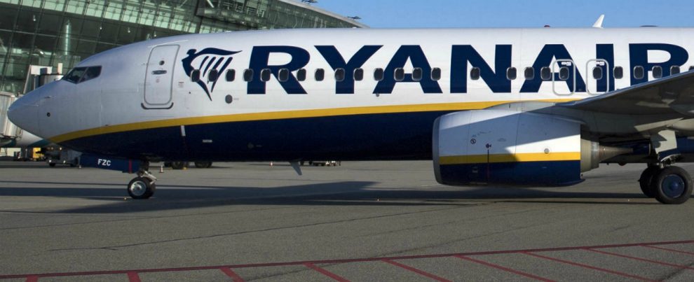 Boeing 737, Ryanair cambia il nome al modello dei velivoli coinvolti in due incidenti aerei: ne ha ordinati 135