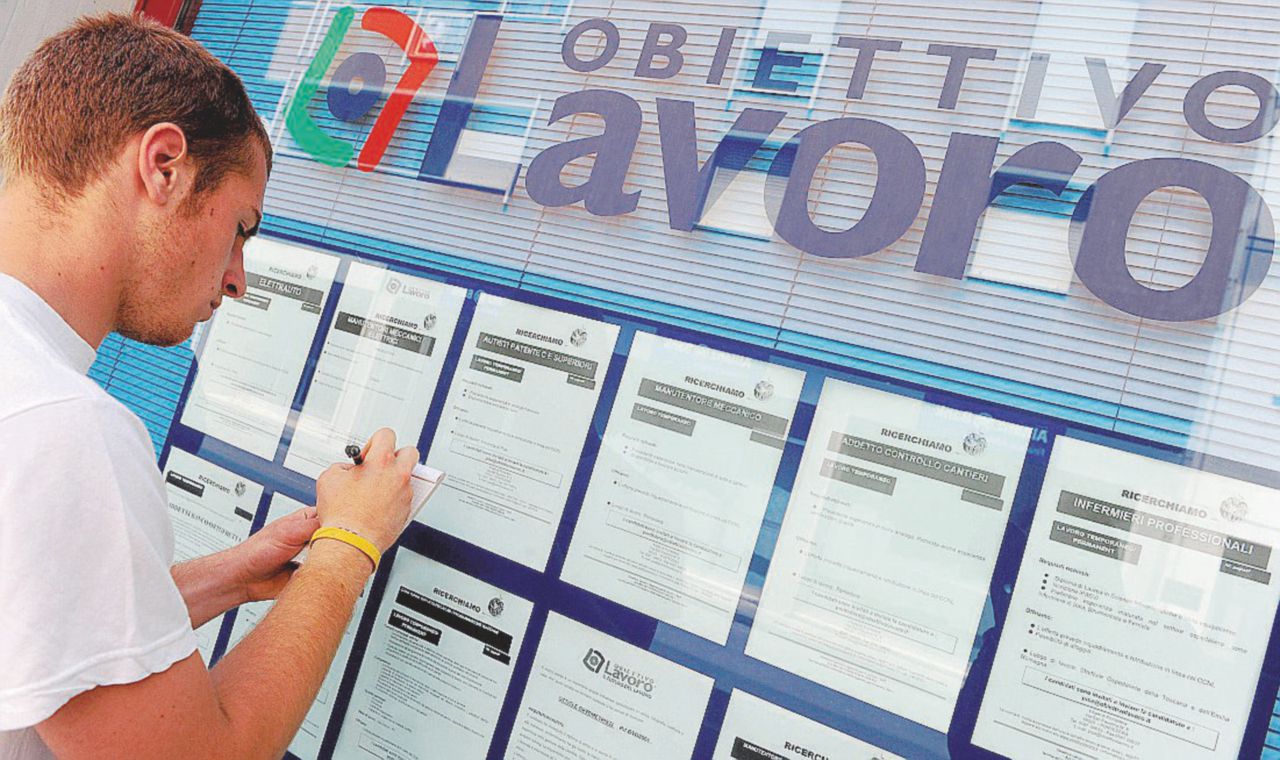 Copertina di Effetti del decreto Dignità. I super precari non sono di più