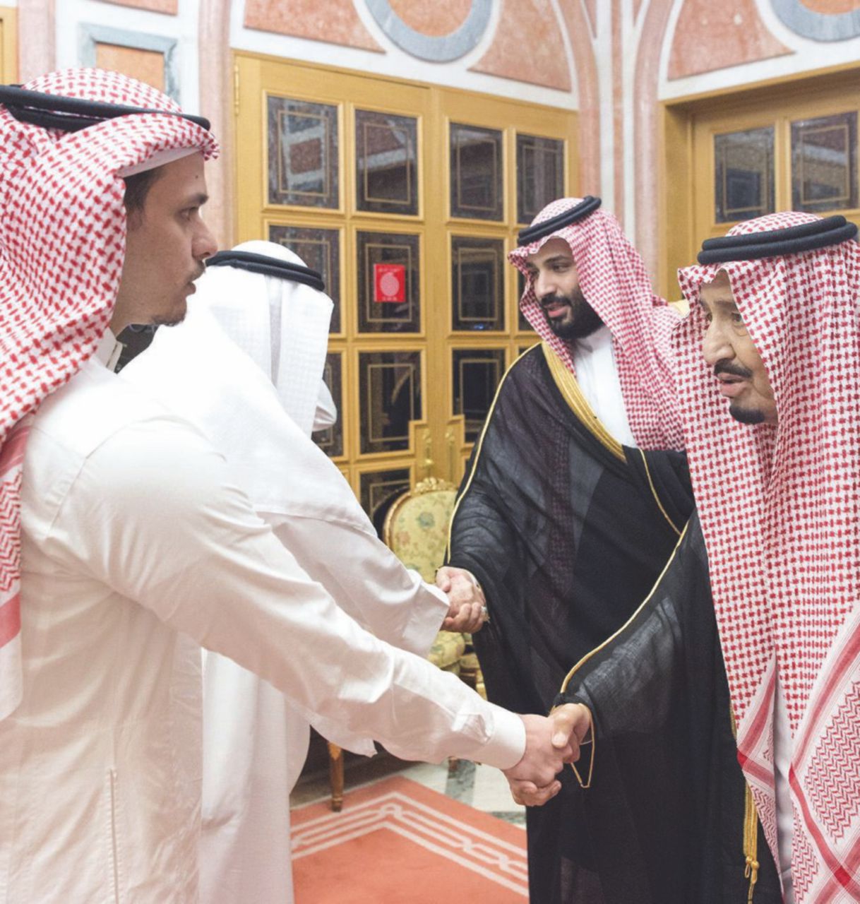 Copertina di “Pagati per tacere”: bin Salman fa doni ai figli di Khashoggi