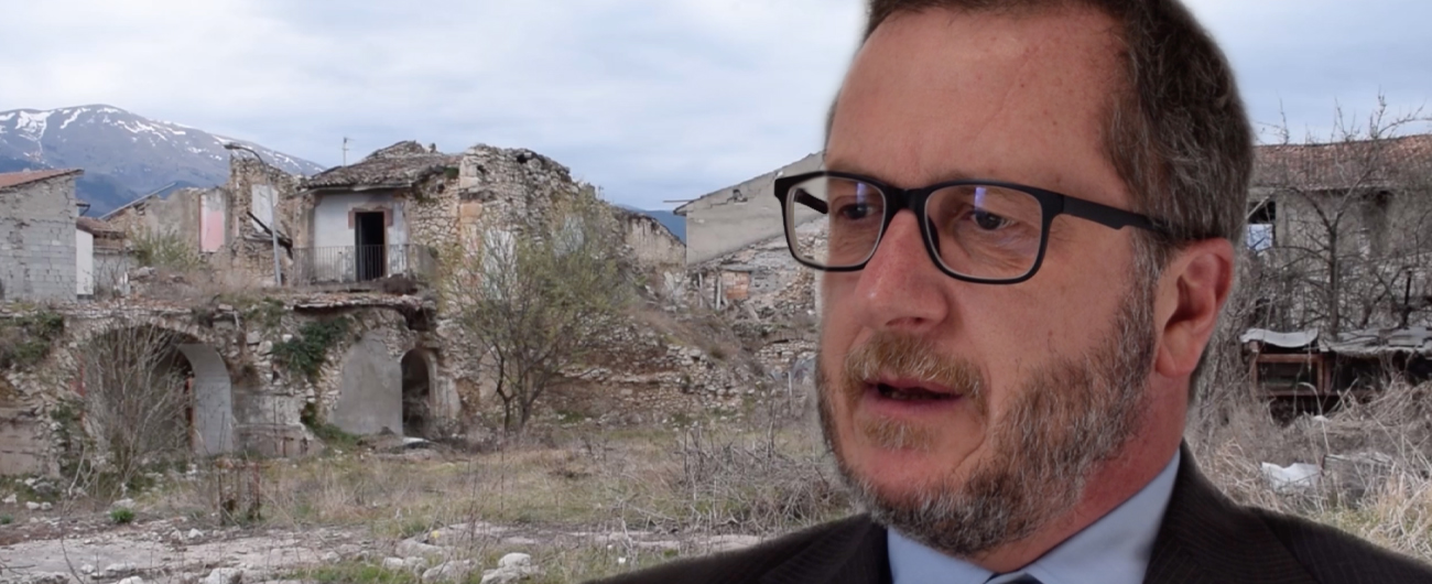 Copertina di L’Aquila, il pm Picuti: “In 10 anni 200 fascicoli per crolli. Non è sisma a uccidere ma chi costruisce senza rispettare regole”