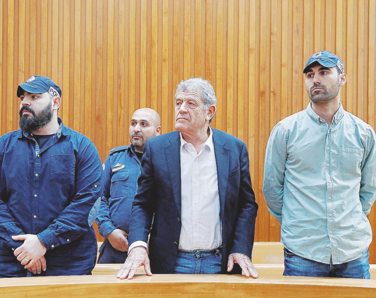 Copertina di L’U-Boot che può affondare Bibi