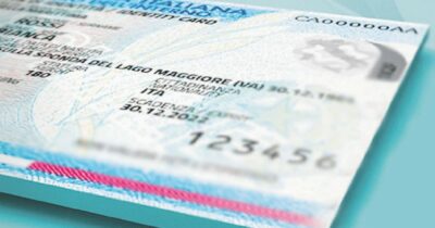 Copertina di Carta d’identità: addio al rinnovo per gli over 70, ecco cosa cambia