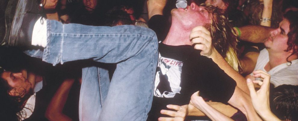 La versione di Courtney - La moglie di Cobain, non credendo al suicidio, assoldò un investigatore per stabilire se si fosse trattato di omicidio - Contrasto/ Fotogramma Kurt Cobain, il “perdente” di successo (suo malgrado)