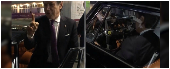 Copertina di “Non la guido, state tranquilli”. Conte sale sulla Ferrari 250 GT della Polizia di Stato e il tour a Vinitaly finisce così